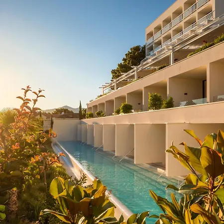 Отель Bluesun Mala Berulia 4*