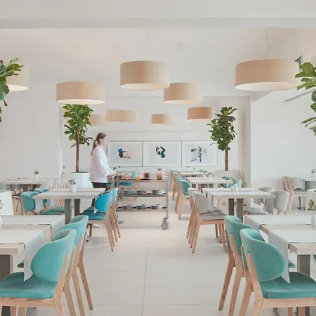 Отель Bluesun Mala Berulia Брела