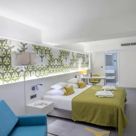 Hotel Bluesun Mala Berulia