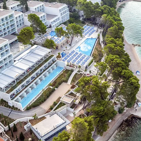 Hotel Bluesun Mala Berulia 4*