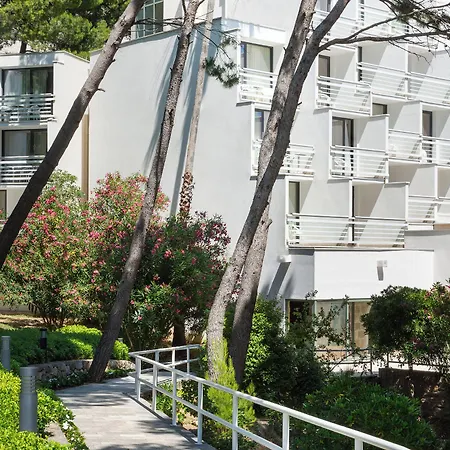 Bluesun Mala Berulia Отель 4*