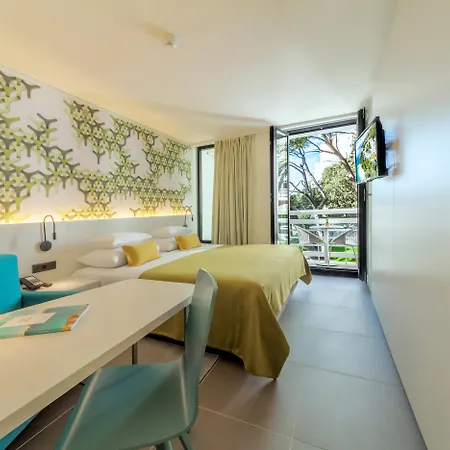 Hotel Bluesun Mala Berulia 4*