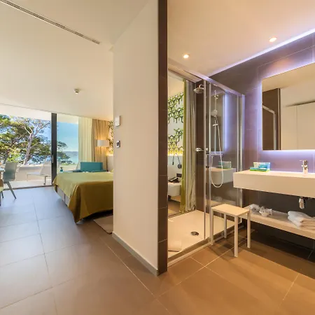 Ξενοδοχείο Bluesun Mala Berulia 4*