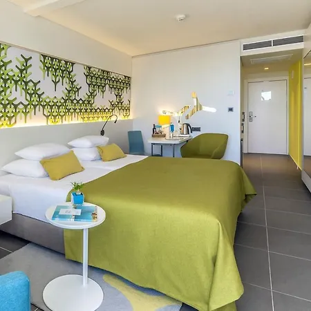 Bluesun Mala Berulia 4*