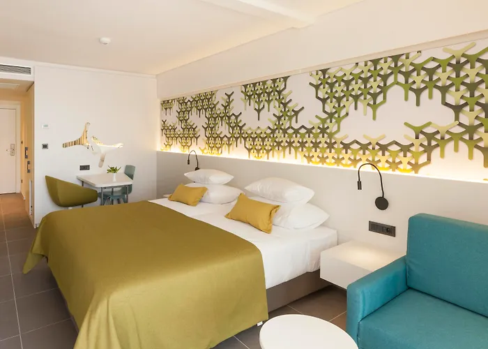Hotell Bluesun Mala Berulia 4*