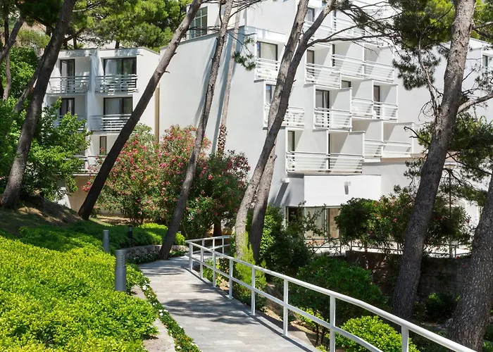 Bluesun Mala Berulia Hotel