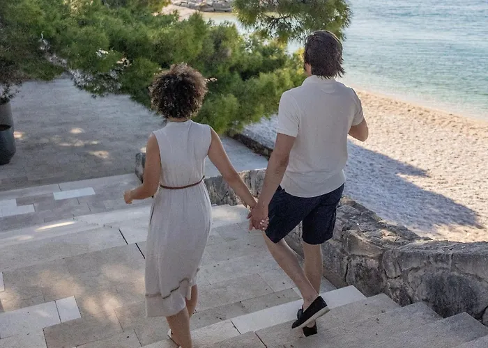 Отель Bluesun Mala Berulia