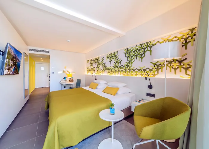 Bluesun Mala Berulia