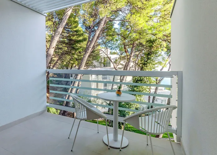 Bluesun Mala Berulia Отель